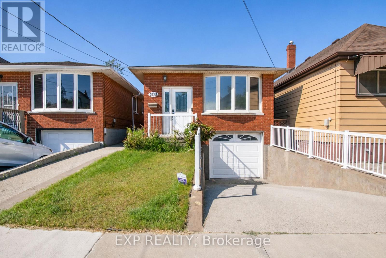 Detached at 103 MCANULTY BOULEVARD, Hamilton (Industrial Sector)