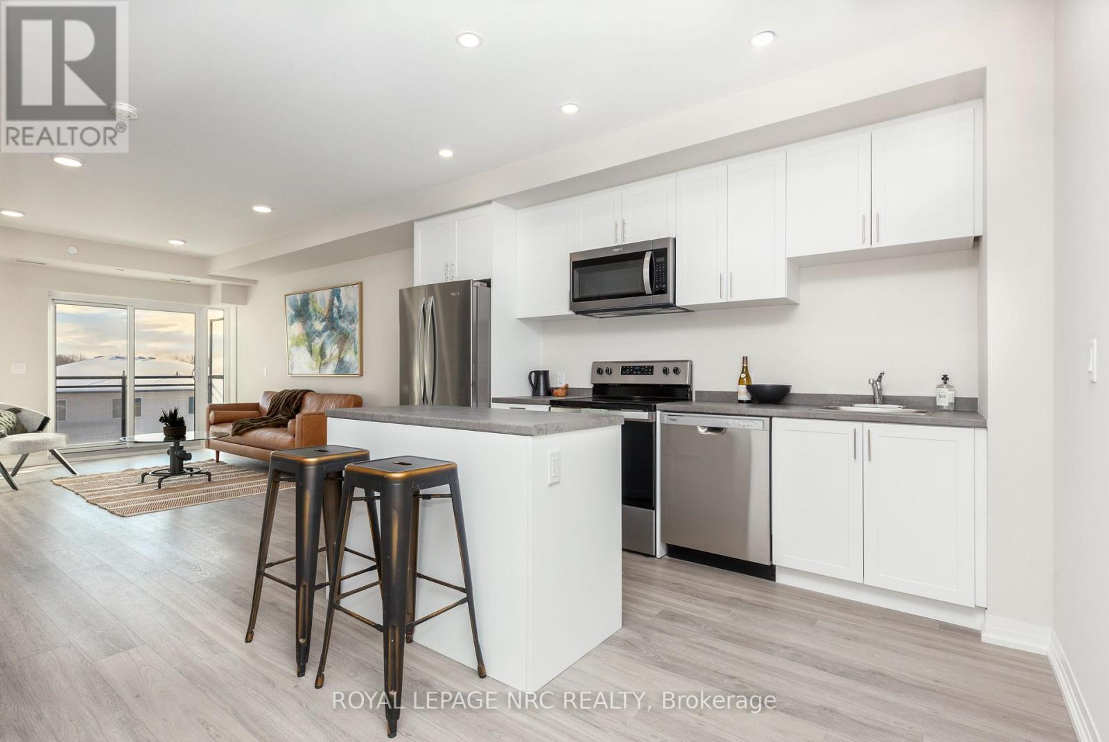 Apartment at LP07 - 50 HERRICK AVENUE, St. Catharines (Oakdale)