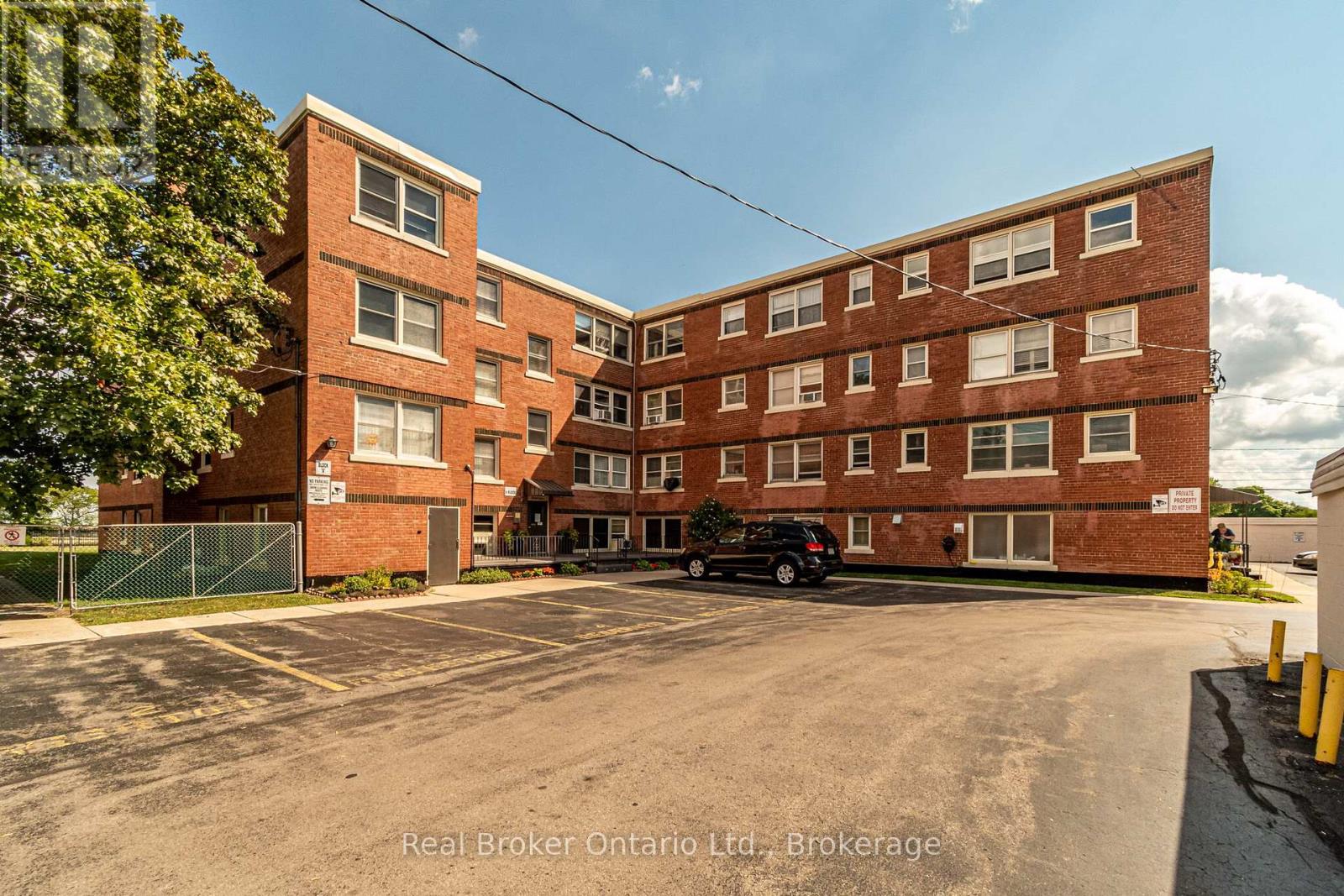 Apartment at 3A - 5 EAST 36TH STREET, Hamilton