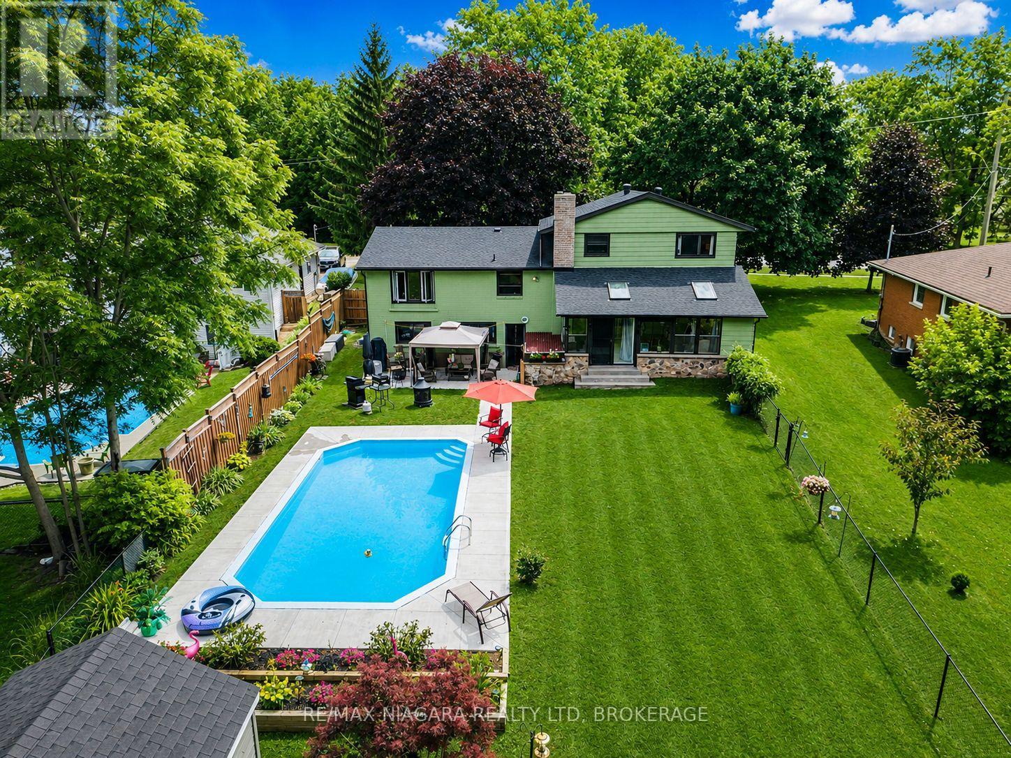 Detached at 671 RIDGE ROAD N, Fort Erie