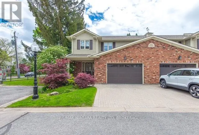 Townhouse at 1 - 1616 PELHAM STREET, Pelham (Fonthill)