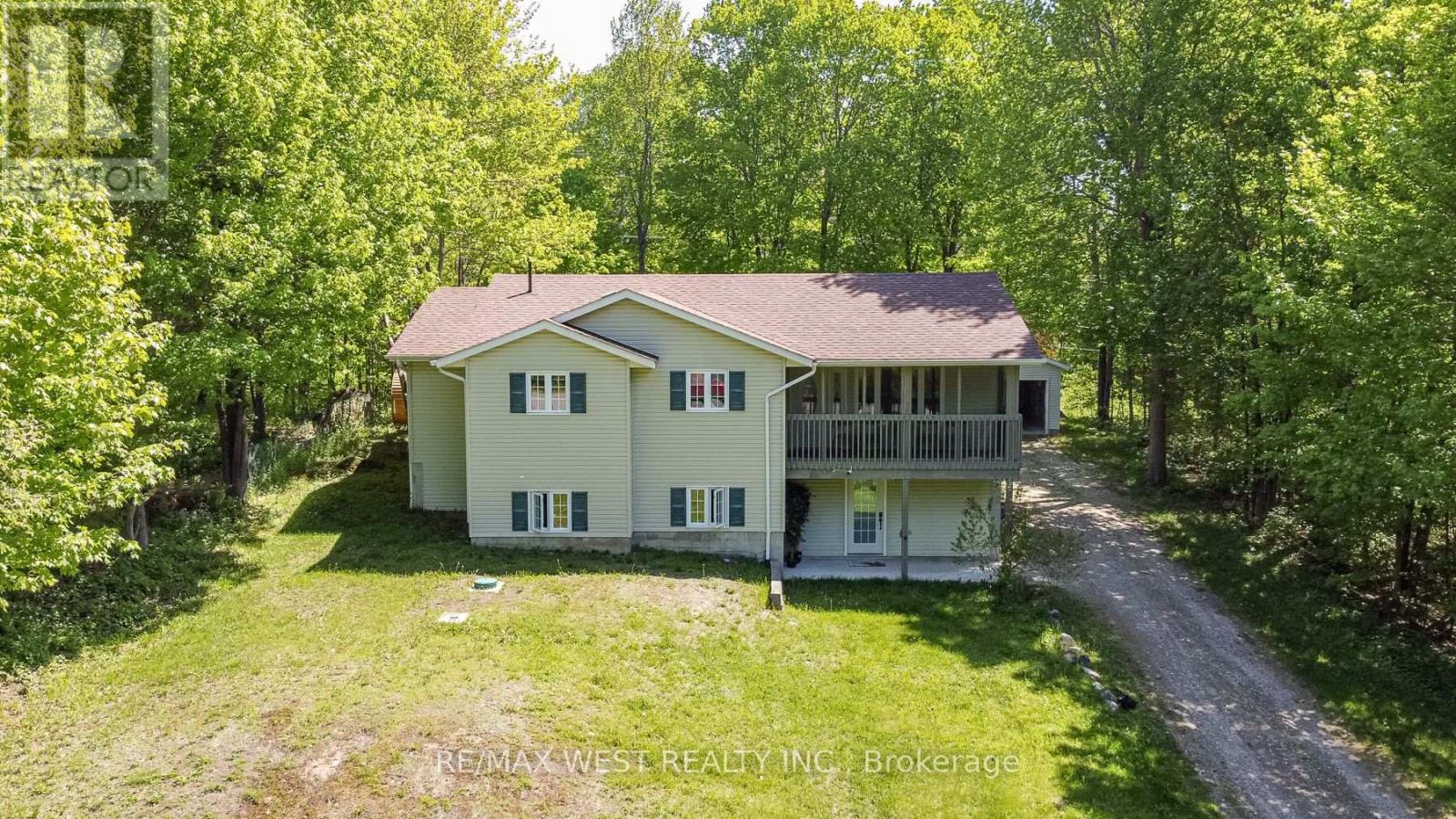 Detached at 1084 BONNIE LAKE ROAD, Bracebridge