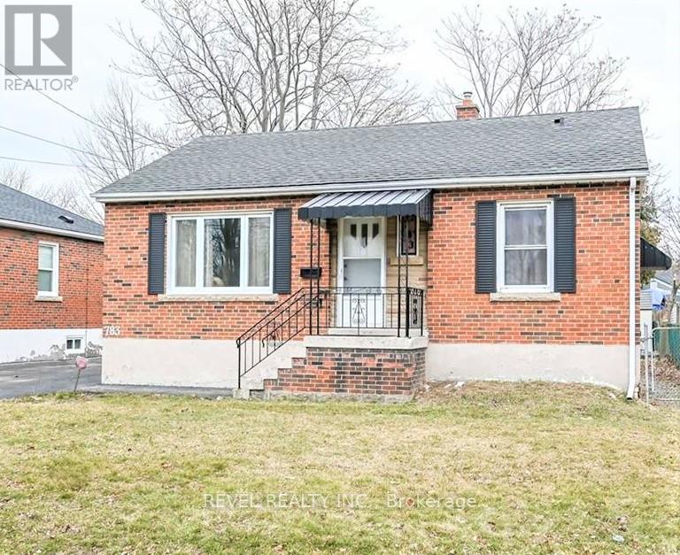 Detached at LOWER - 783 QUEENSDALE AVENUE E, Hamilton (Raleigh)