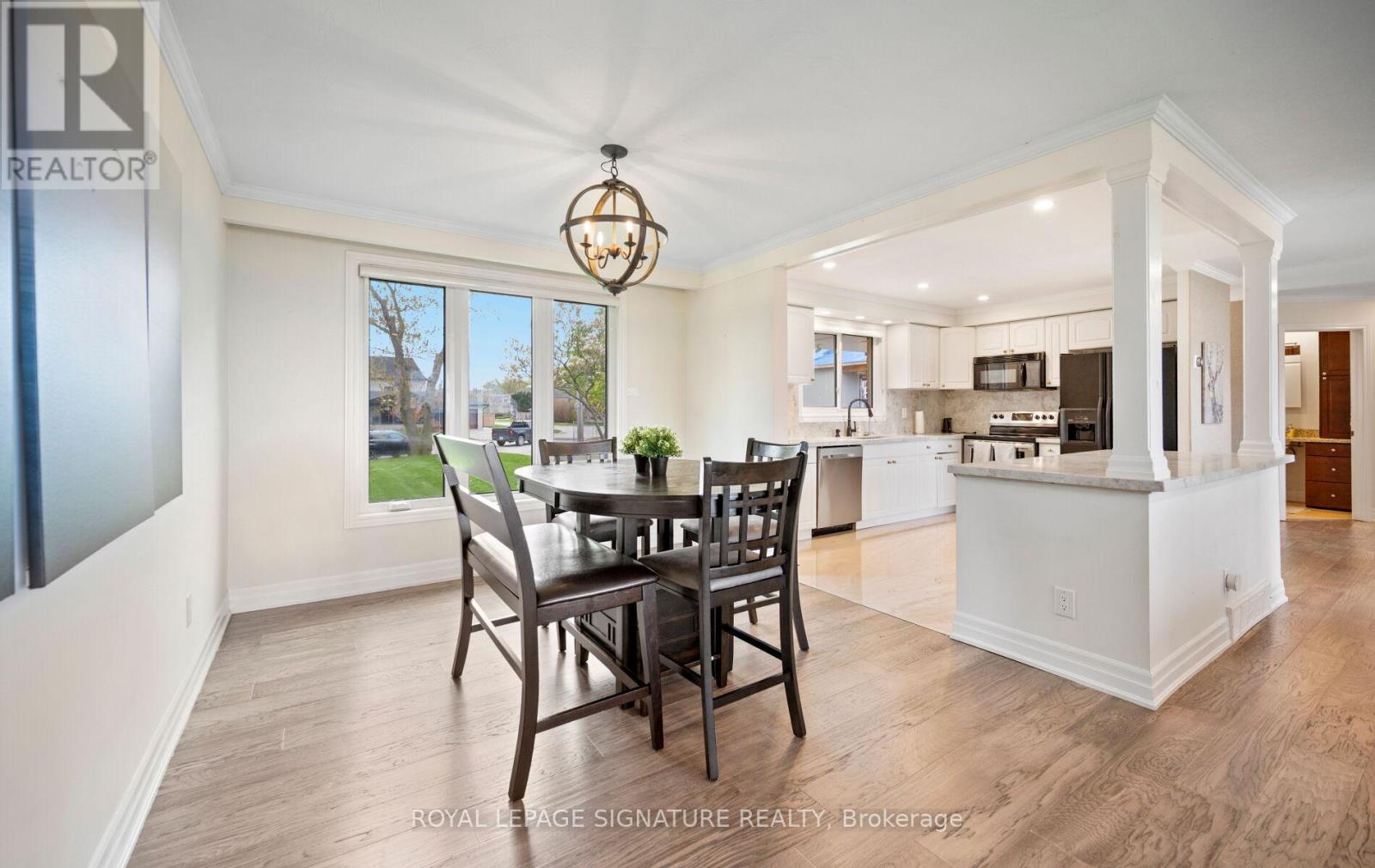 Detached at 17 WENDAKEE DRIVE, Hamilton