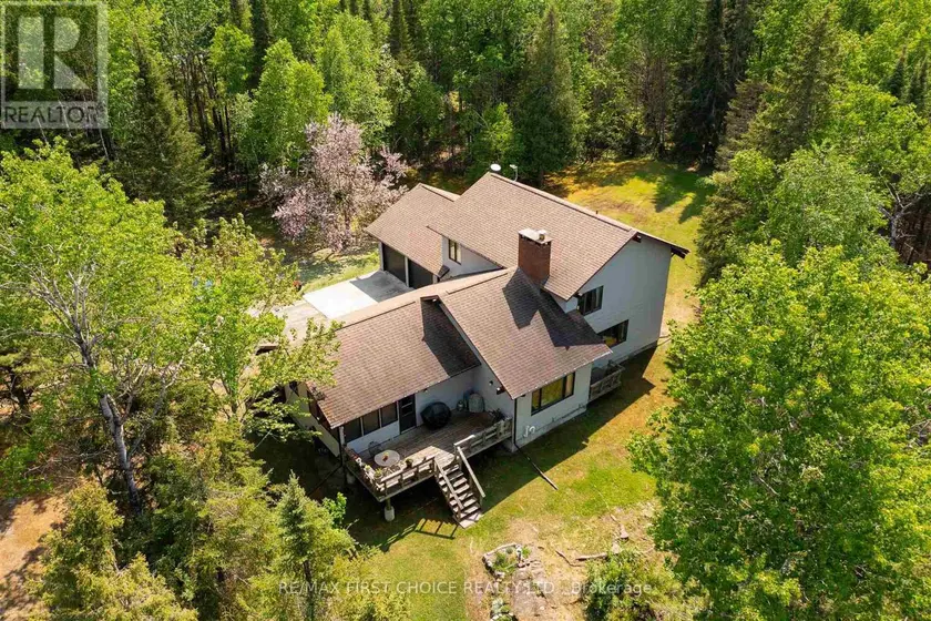 Detached at 11A LEBRONS ROAD, Sioux Narrows-Nestor Falls