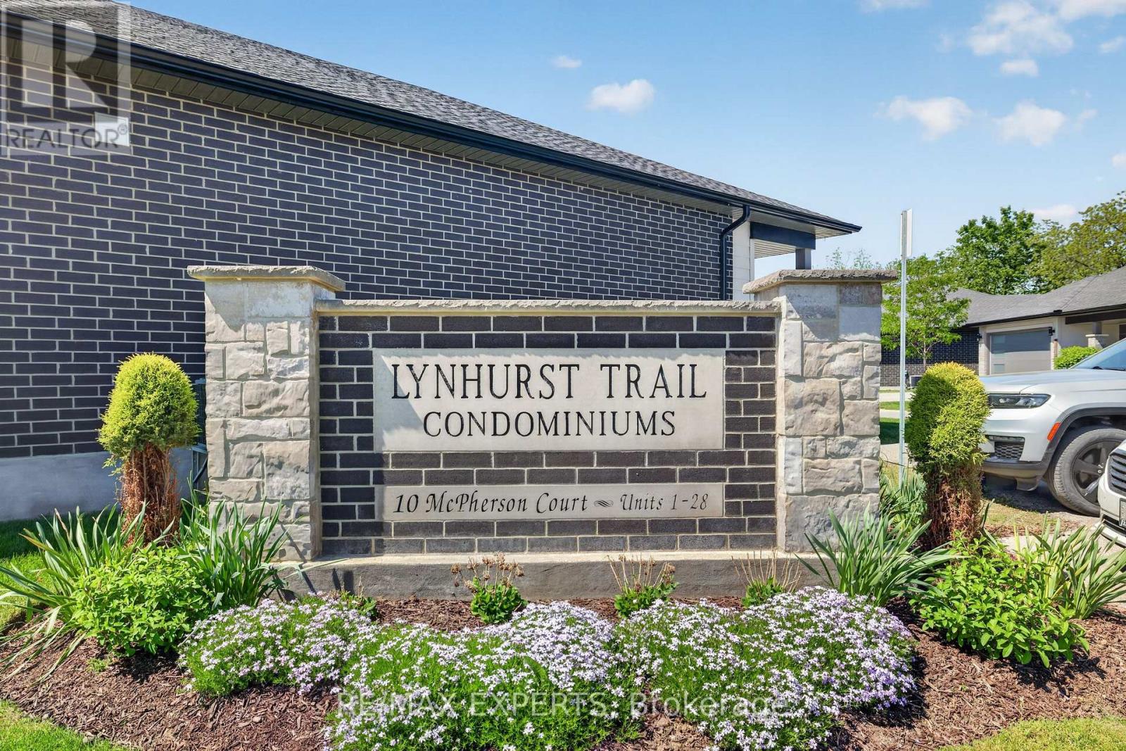 Townhouse at 21 - 10 MCPHERSON COURT, Central Elgin