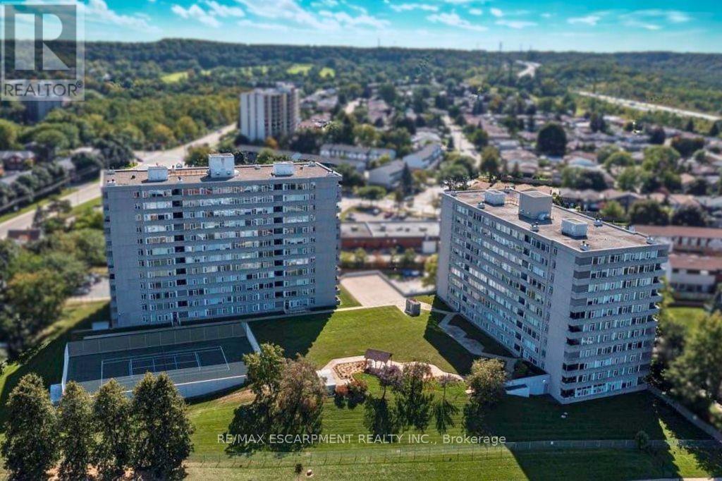 Apartment at 402 - 40 HARRISFORD STREET, Hamilton