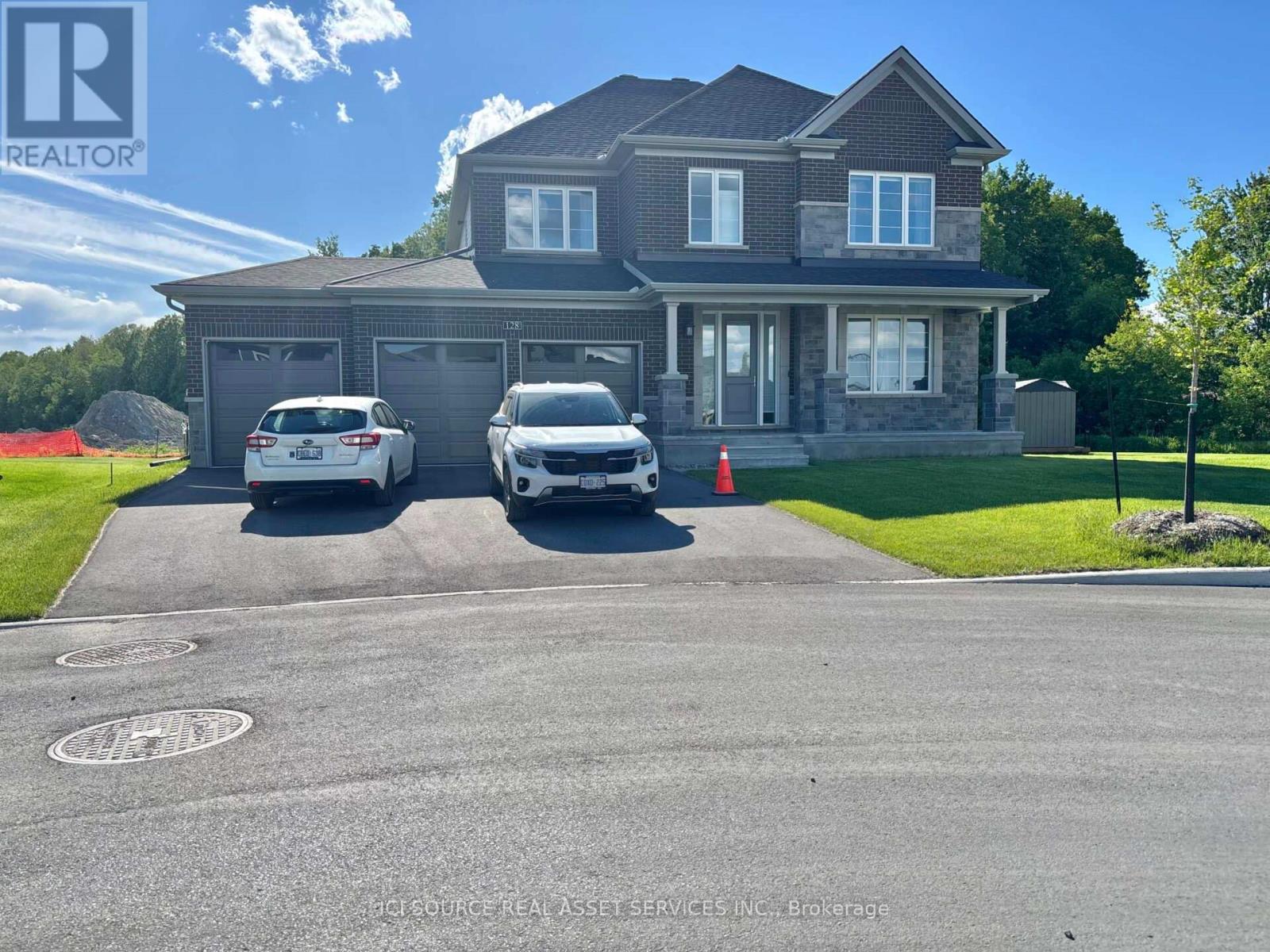 Detached at 128 D'ARLEUX PLACE, Ottawa