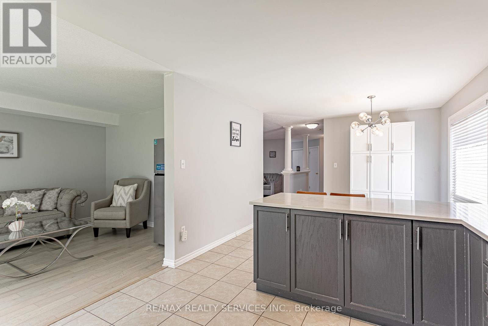 Detached at 829 OAKCROSSING ROAD, London