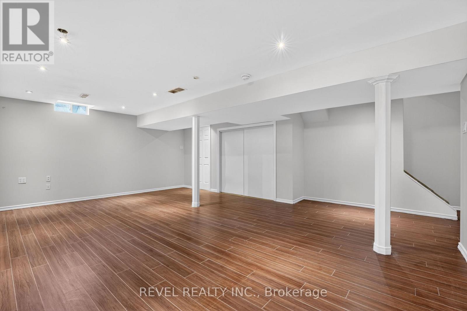 Detached at 79 LYNNETTE DRIVE, Hamilton