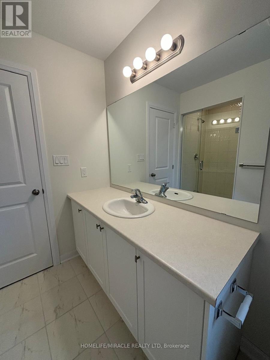 Detached at 80 OAKMONT DRIVE, Loyalist