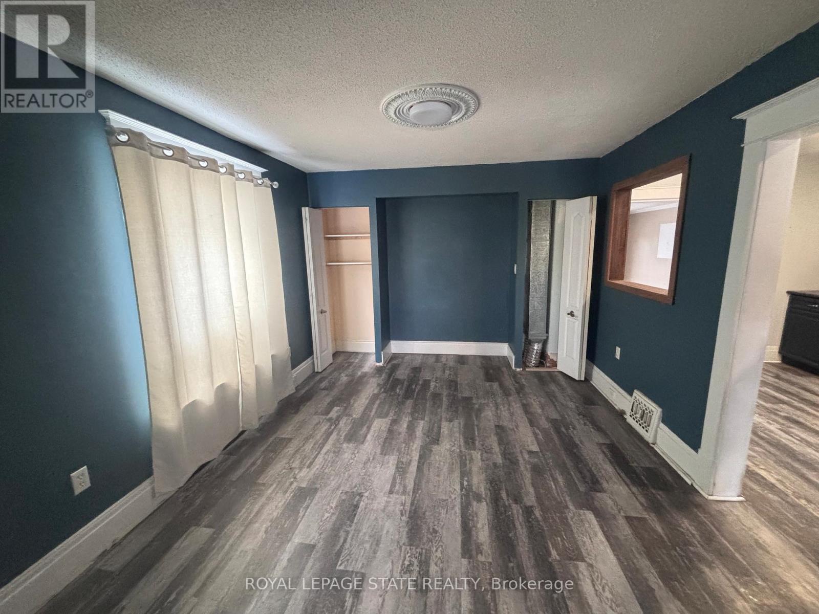 Detached at 45 CHAPLIN AVENUE, St. Catharines
