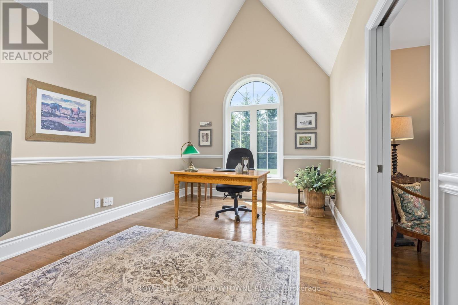 Detached at 5263 TENTH LINE, Erin