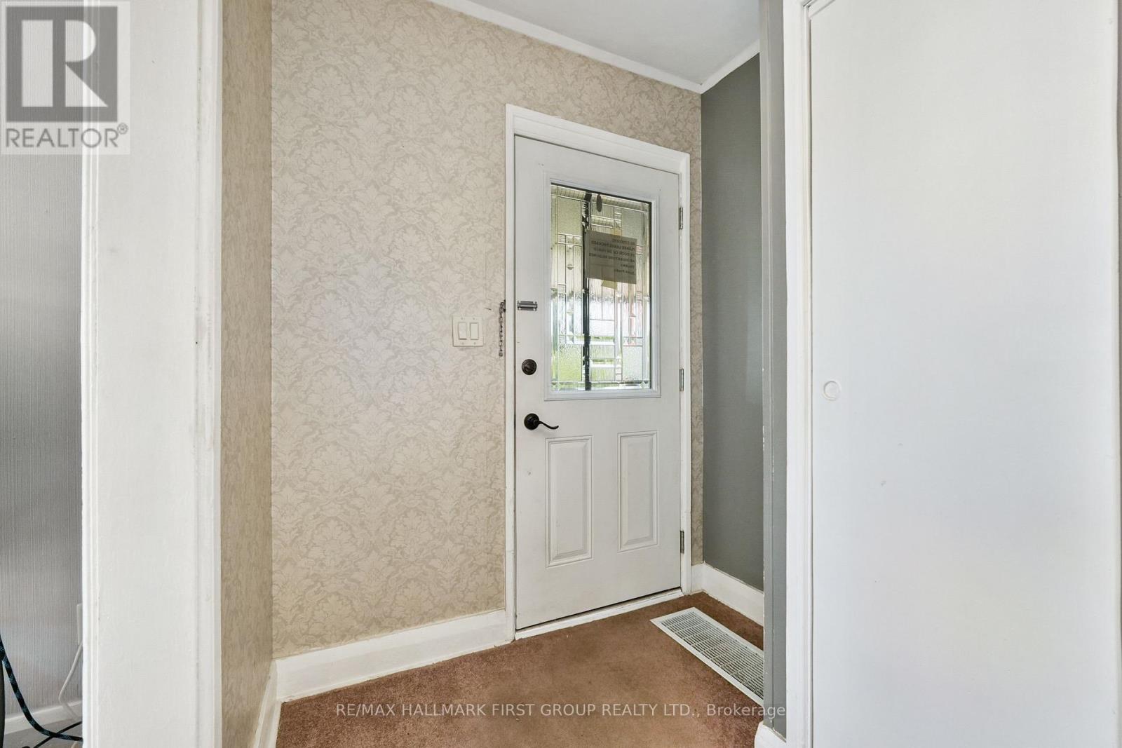 Detached at 2 PARK LANE, Hamilton Township