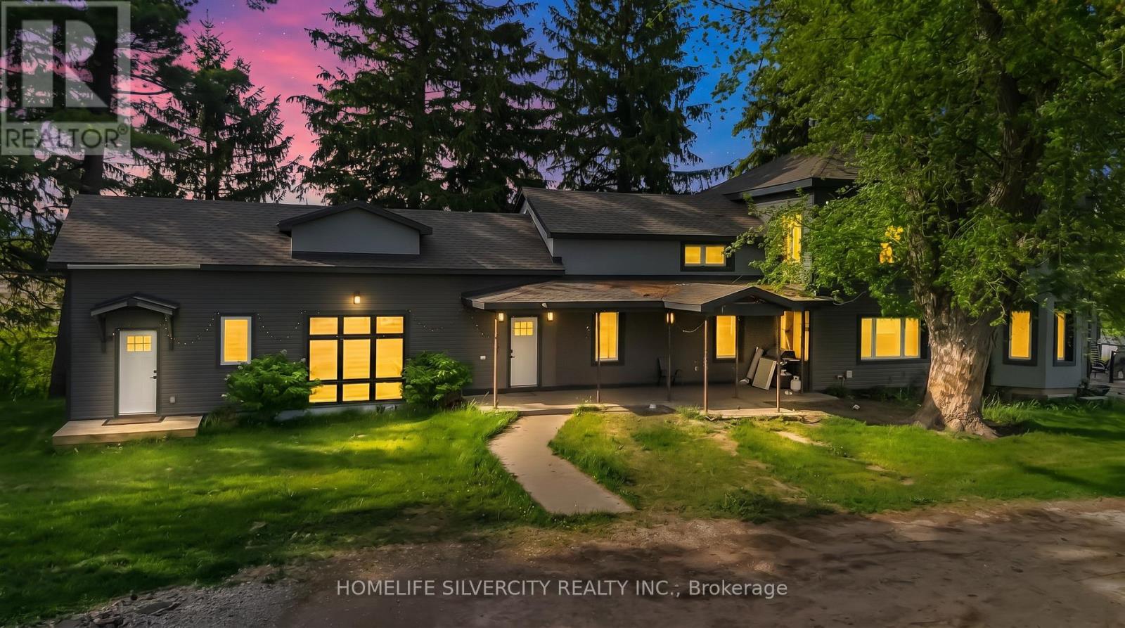 Detached at 184 POTTRUFF ROAD, Brant