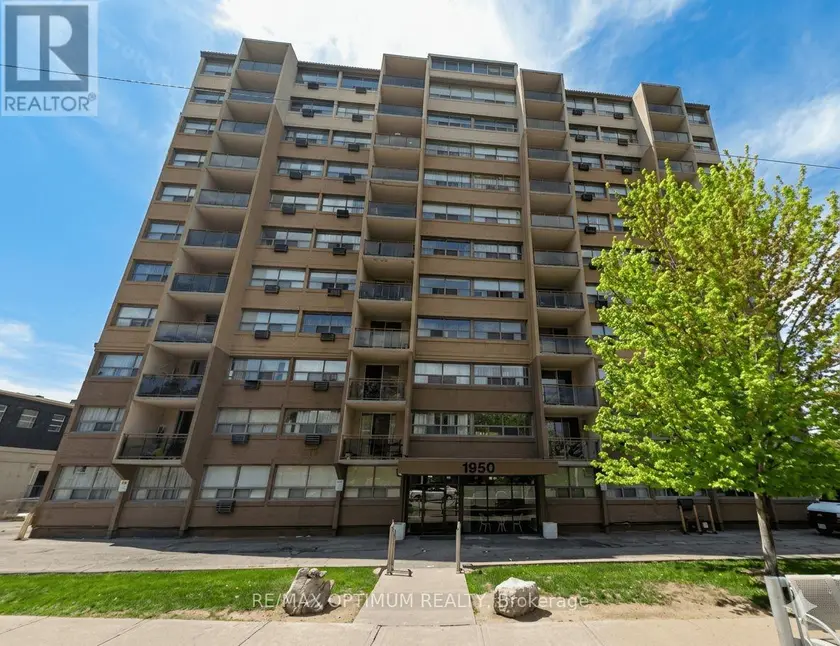 Apartment at 705 - 1950 MAIN STREET W, Hamilton