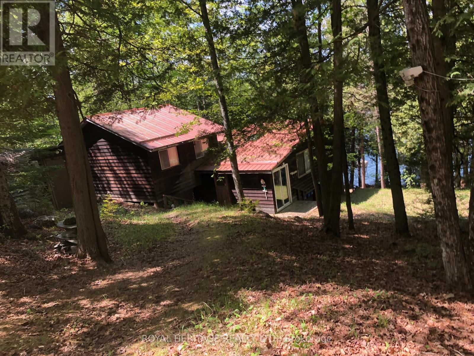 Detached at 1160 SUNSET STRIP LANE, Frontenac