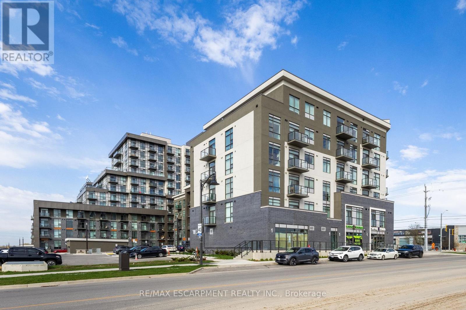 Apartment at 438 - 10 MALLARD TRAIL, Hamilton