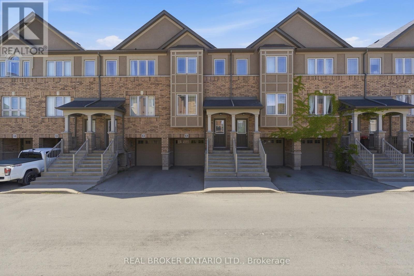 Townhouse at 13 - 201 WESTBANK TRAIL, Hamilton (Stoney Creek Mountain)