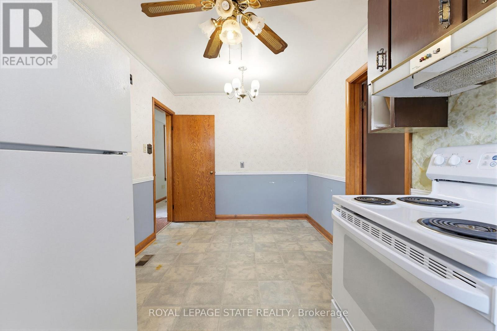 Detached at 98 WISE CRESCENT, Hamilton