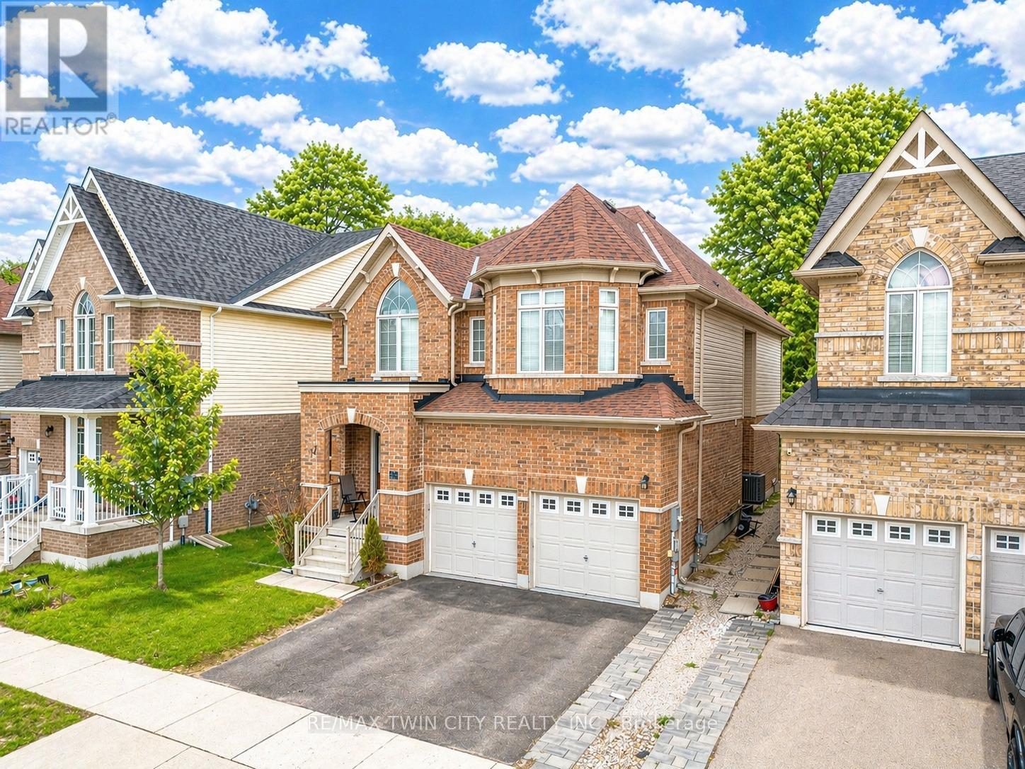 Detached at 667 LINDEN DRIVE, Cambridge