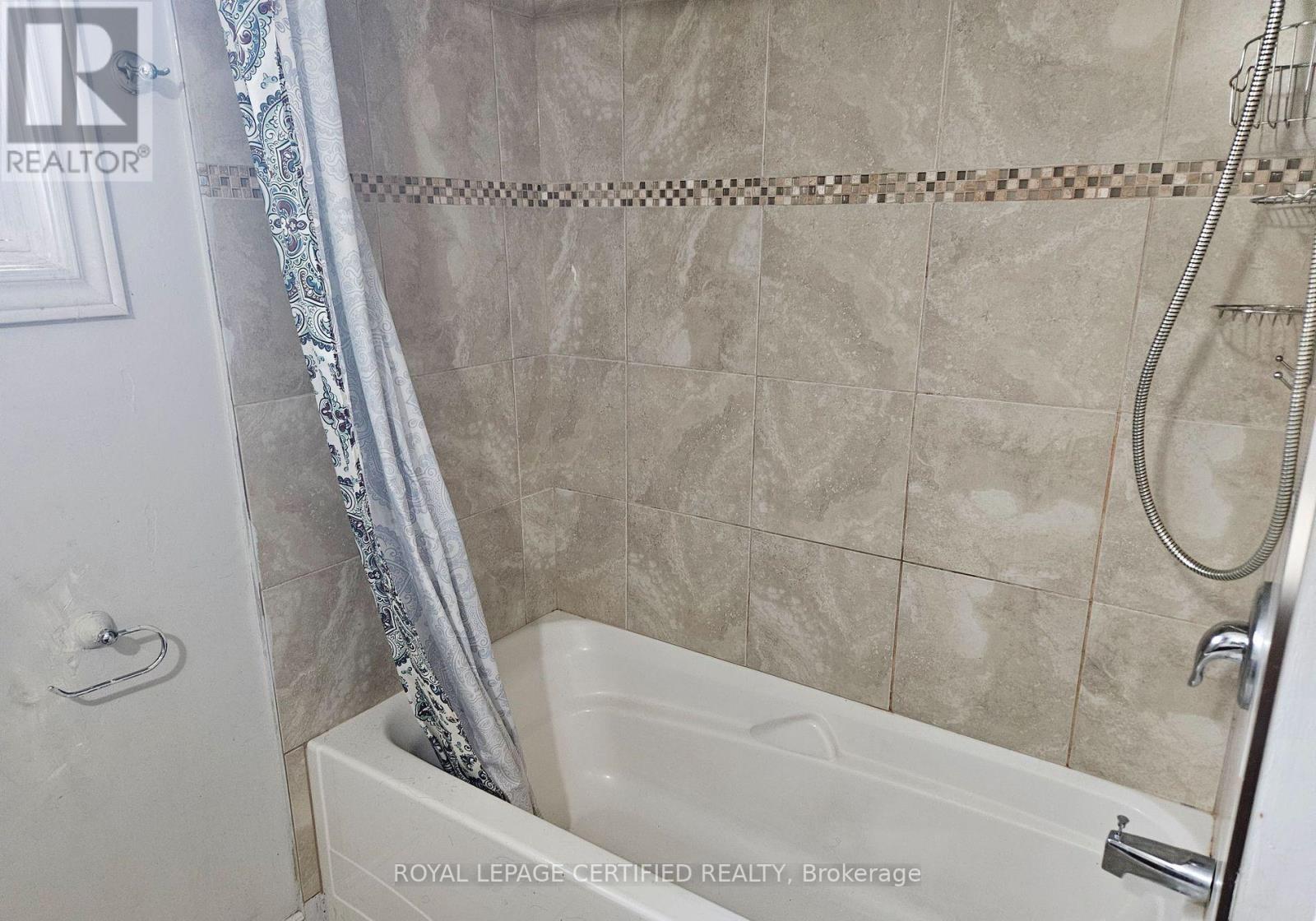 Detached at 290 BALMORAL AVENUE N, Hamilton
