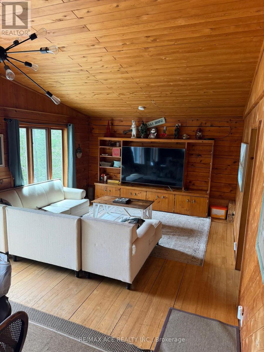 Detached at 253 FARADALE DRIVE, Faraday