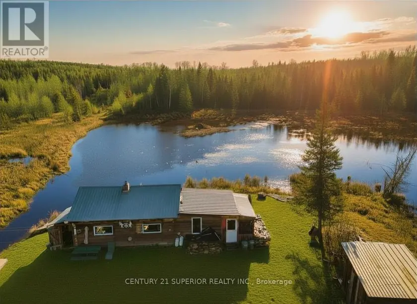 Detached at 515 PORTAGE CREEK ROAD, Thunder Bay Remote Area