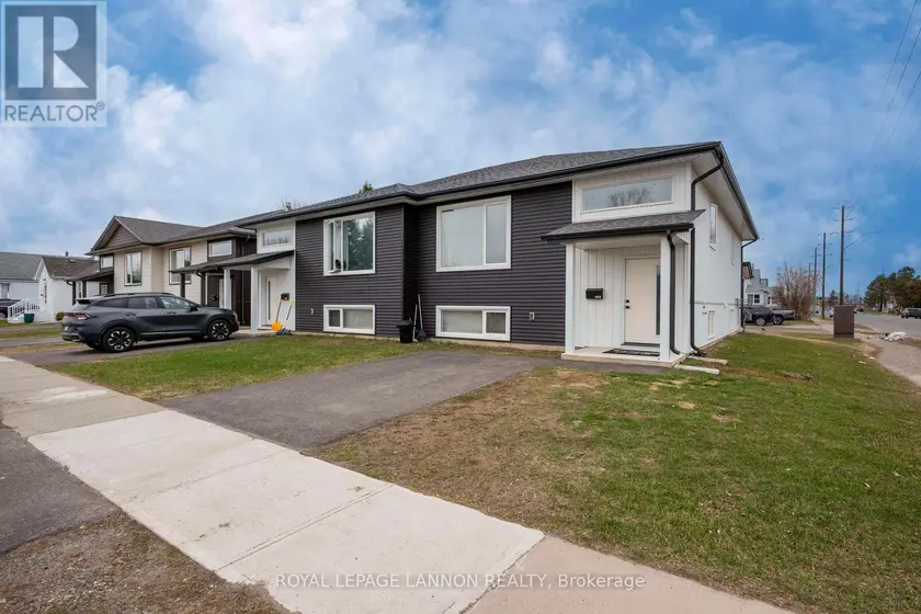 Multiplex at 401 EMPIRE AVENUE, Thunder Bay