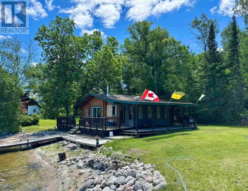 Detached at 01 ALLIE ISLAND E, Kenora Remote Area