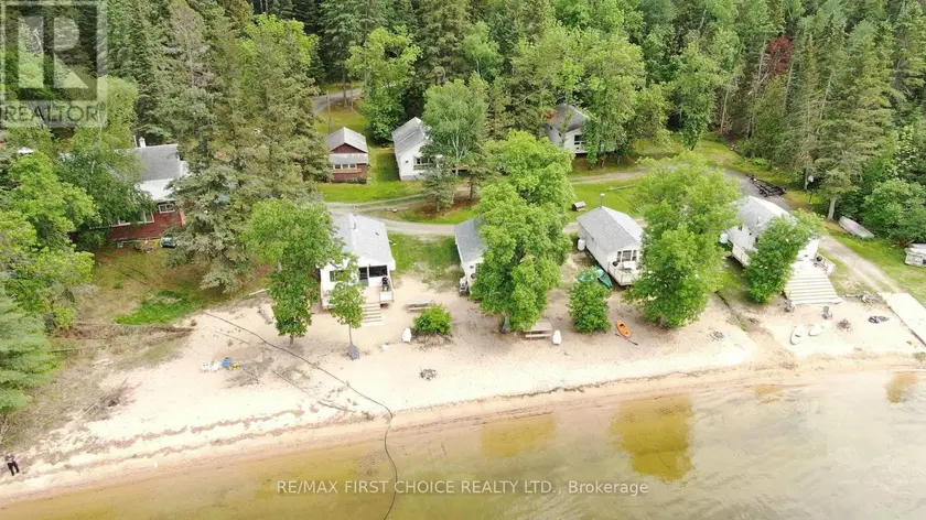 Detached at 20 LEBRONS ROAD, Sioux Narrows-Nestor Falls
