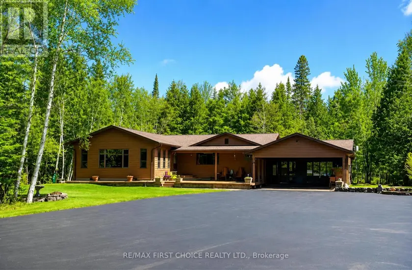 Detached at 1558 HWY 71, Sioux Narrows-Nestor Falls