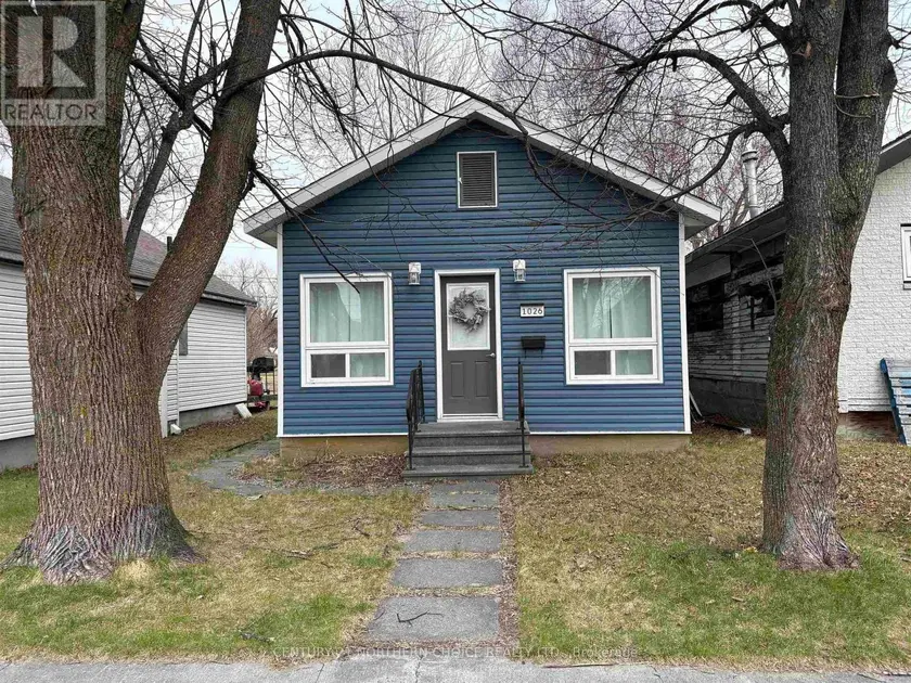 Detached at 1026 THIRD STREET E, Fort Frances