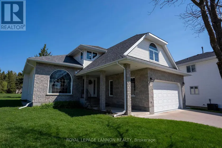 Detached at 113 PRINCETON PLACE, Thunder Bay