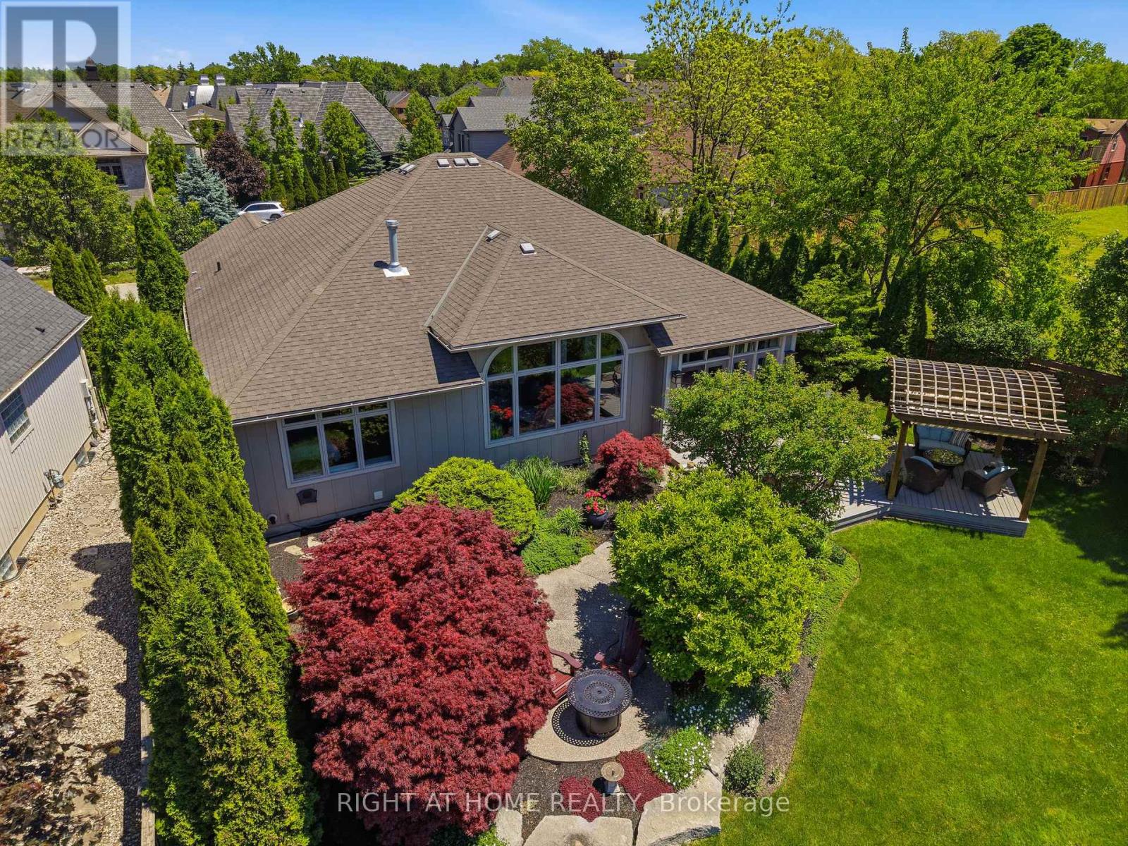 Detached at 11 MERITAGE LANE, Niagara-on-the-Lake