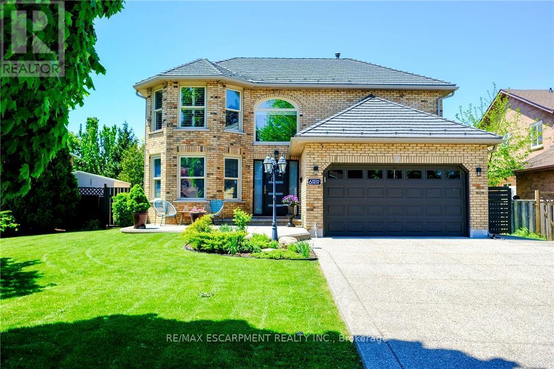 Detached at 6 REGAL DRIVE, Hamilton (Rushdale)