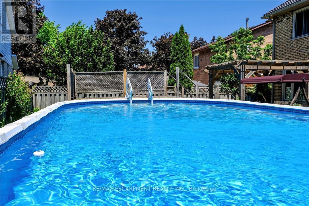 Detached at 6 REGAL DRIVE, Hamilton