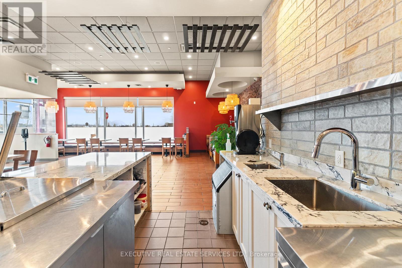 Other at 101 - 516 CENTENNIAL PARKWAY, Hamilton