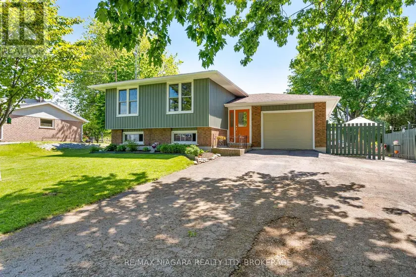 Detached at 11611 BURNABY ROAD, Wainfleet