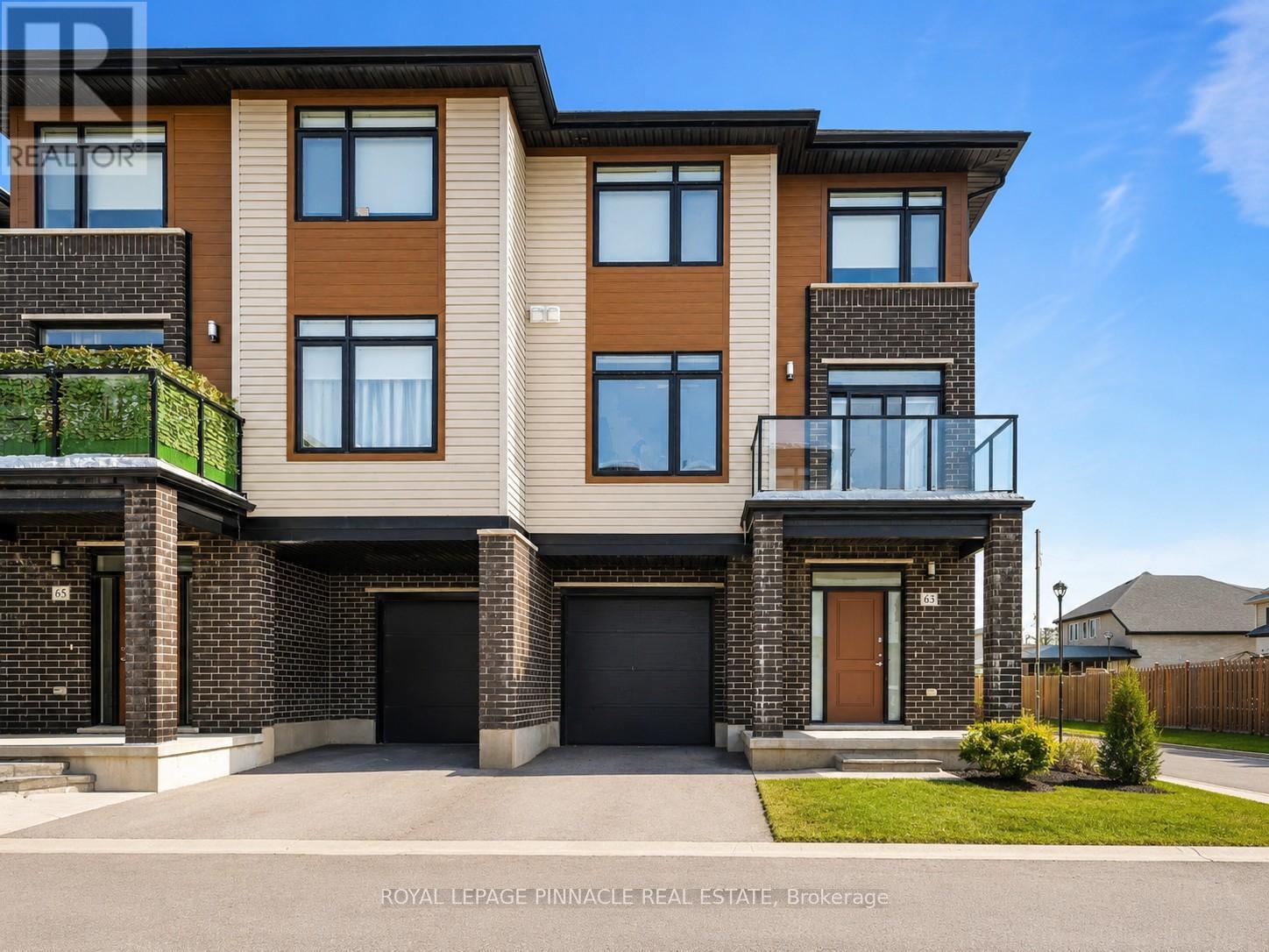 Townhouse at 63 - 3260 SINGLETON AVENUE, London South (South W)