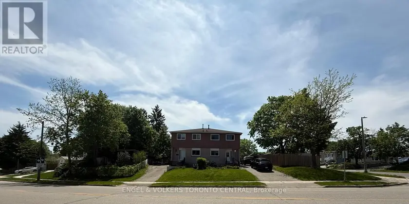 Semi-Detached/Link at 687 COLLEGE AVENUE W, Guelph