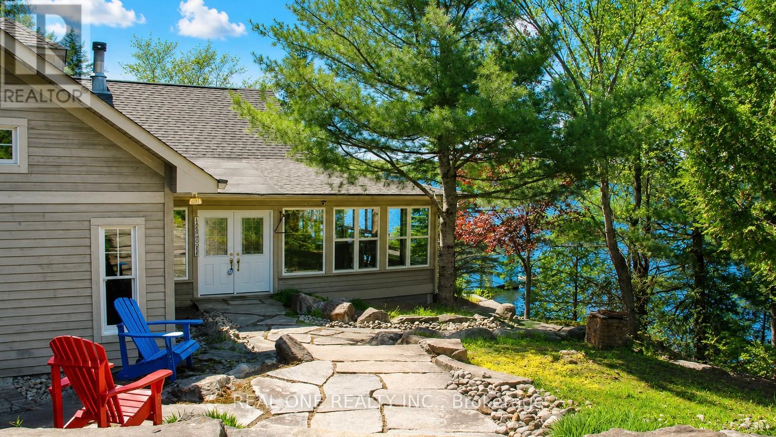 Detached at 3013 MUSKOKA ROAD 117, Lake of Bays