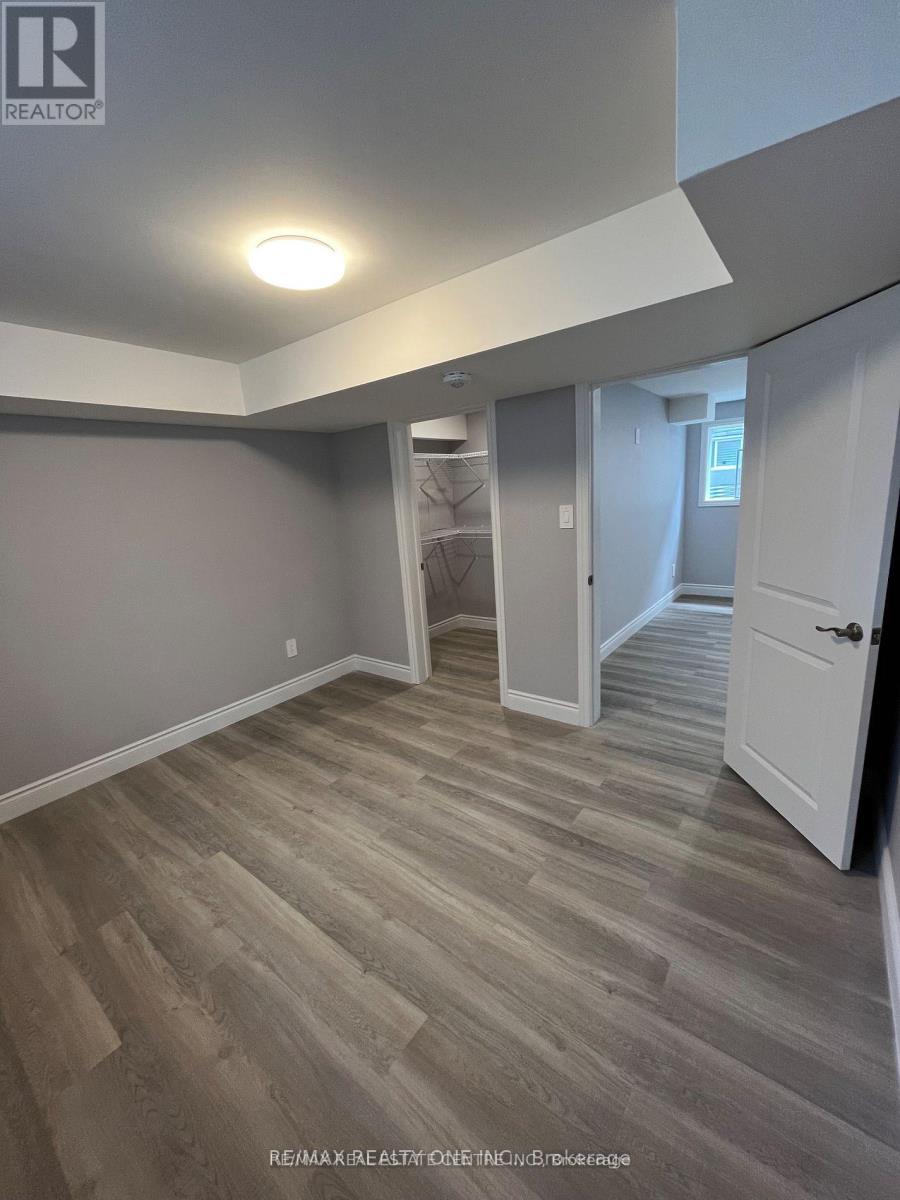 Detached at LOWER - 1573 HORSESHOE CRESCENT, London