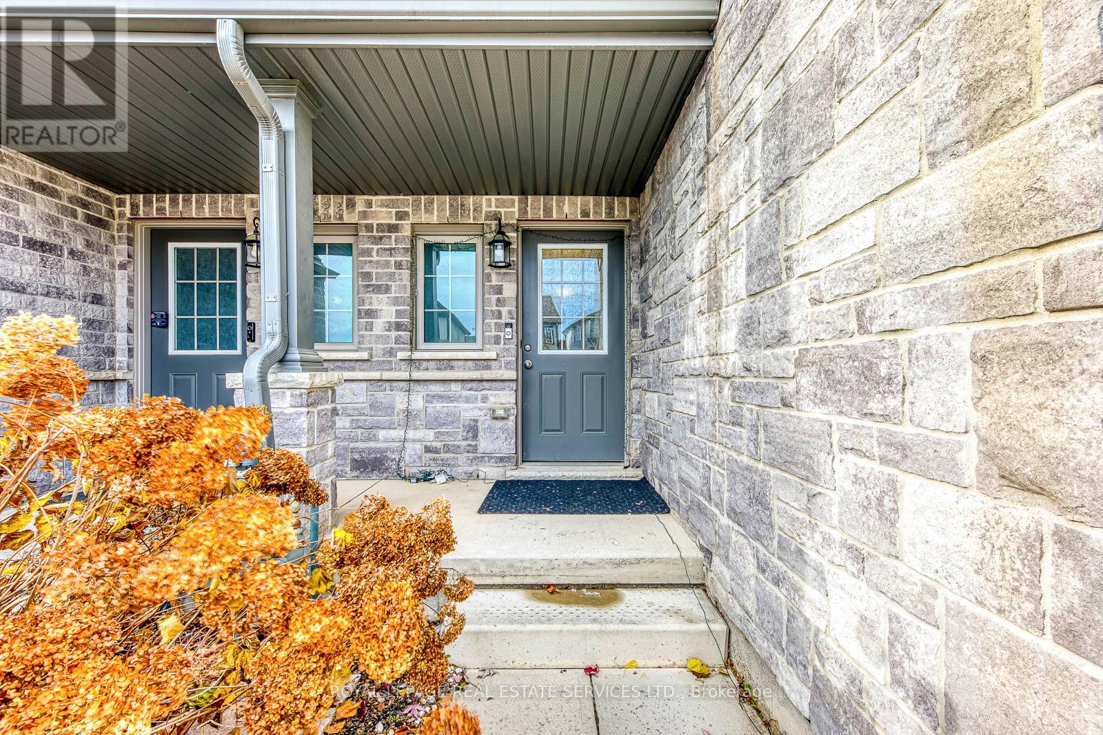 Townhouse at 28 - 60 NETHERWOOD ROAD, Kitchener