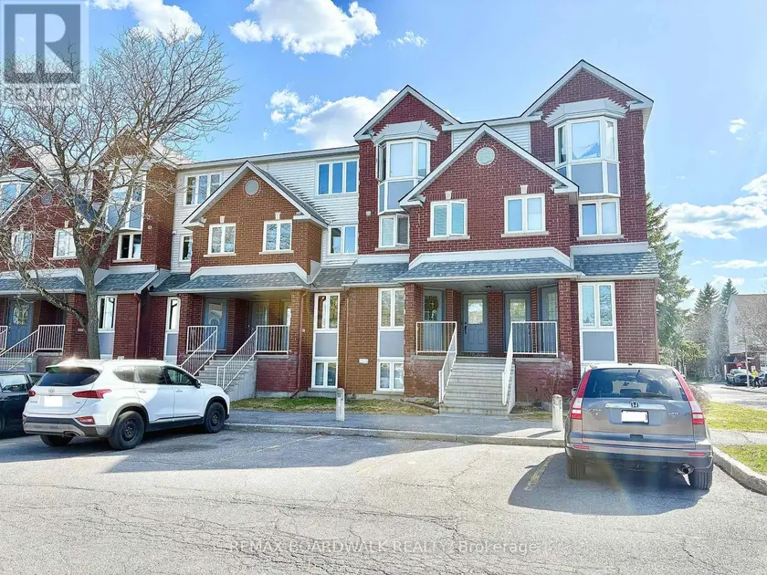 Townhouse at 5 BRISTON PRIVATE, Ottawa