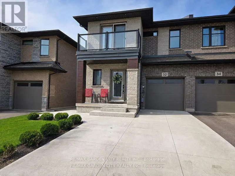 Townhouse at 32 JAYLA LANE, West Lincoln (Smithville)
