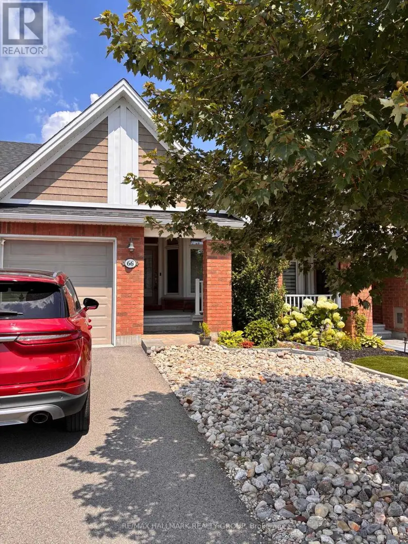 Townhouse at 66 KAYENTA STREET W, Ottawa