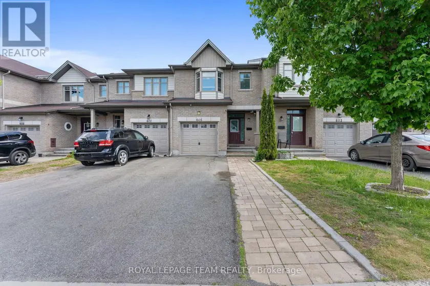 Townhouse at 605 SUNBURST STREET, Ottawa