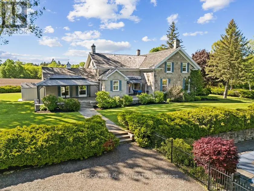 Detached at 5008 NINTH LINE, Erin