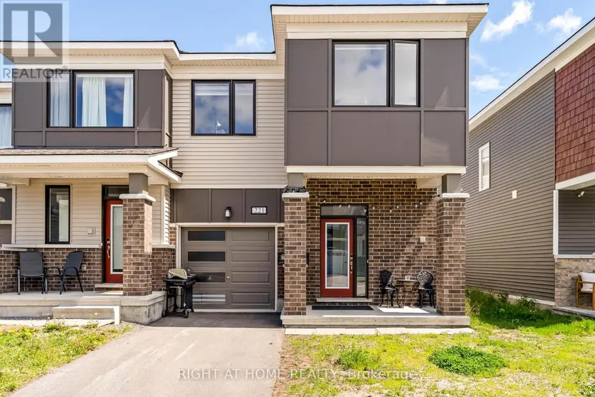 Townhouse at 221 BILLRIAN CRESCENT, Ottawa